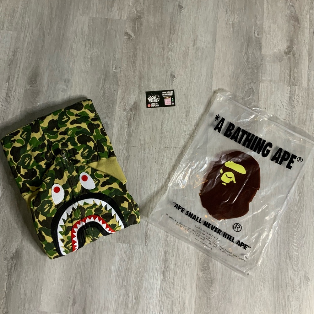 A Bathing Ape Shark Hoodie - Green Camo